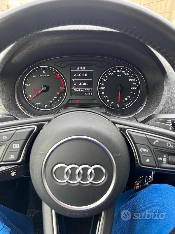 Usata Audi Q2 Business 116 CV (85 kW) 2018 Grigio SUV