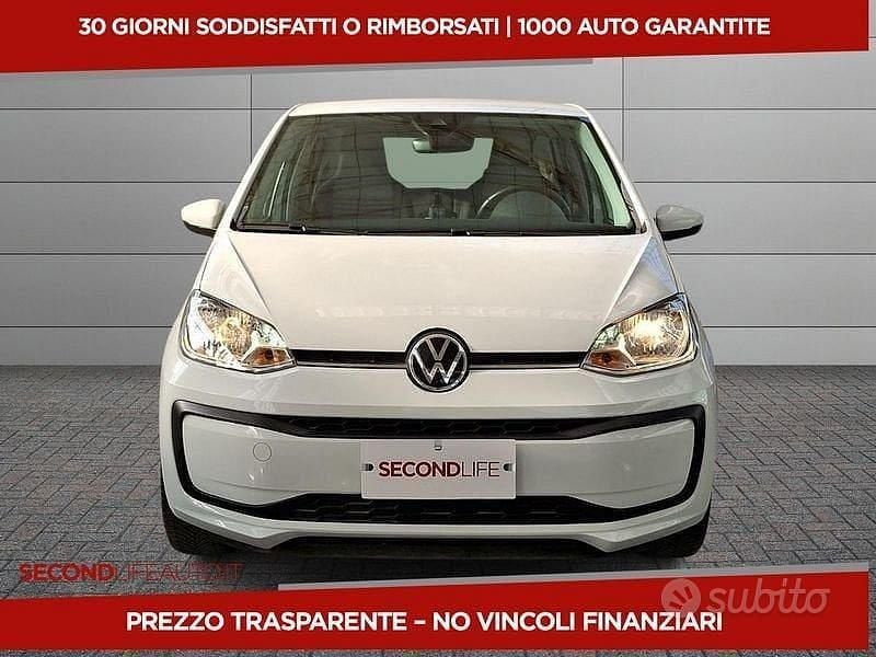 Usata VW up! Move 65 CV (47 kW) 2023 Bianco Utilitaria