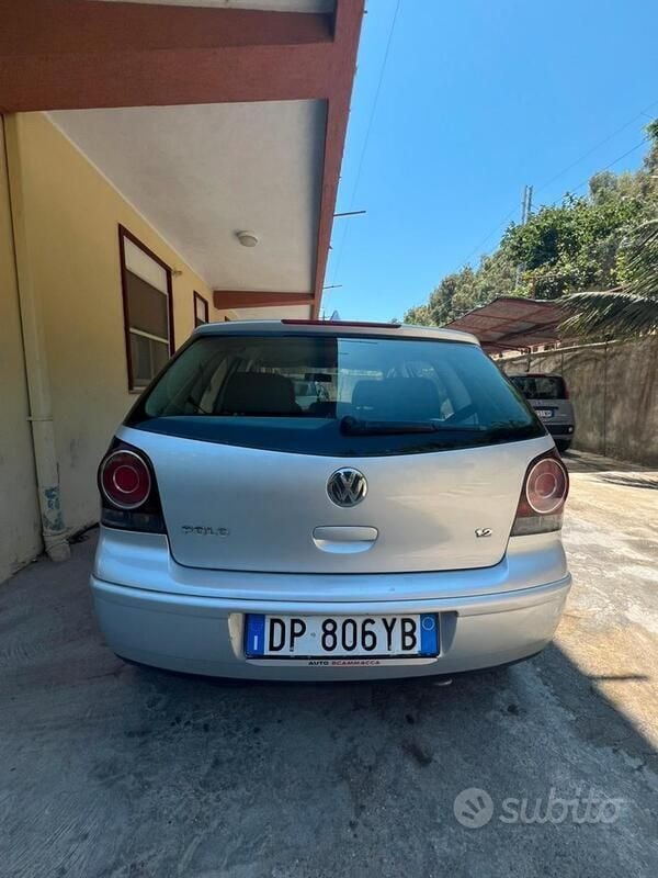 Usata VW Polo United 60 CV (44 kW) 2008 Grigio Berlina