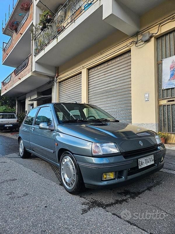 Usata Renault Clio 1992 Berlina