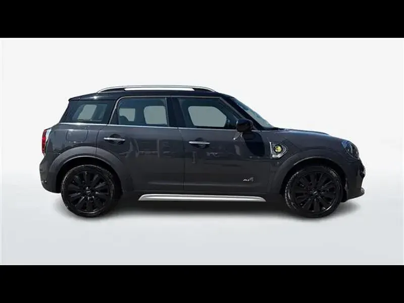 Usata Mini Cooper Countryman Business 224 CV (164 kW) 2020 Grigio SUV