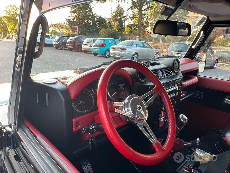 Usata Land Rover Defender 2008 Nero Station wagon