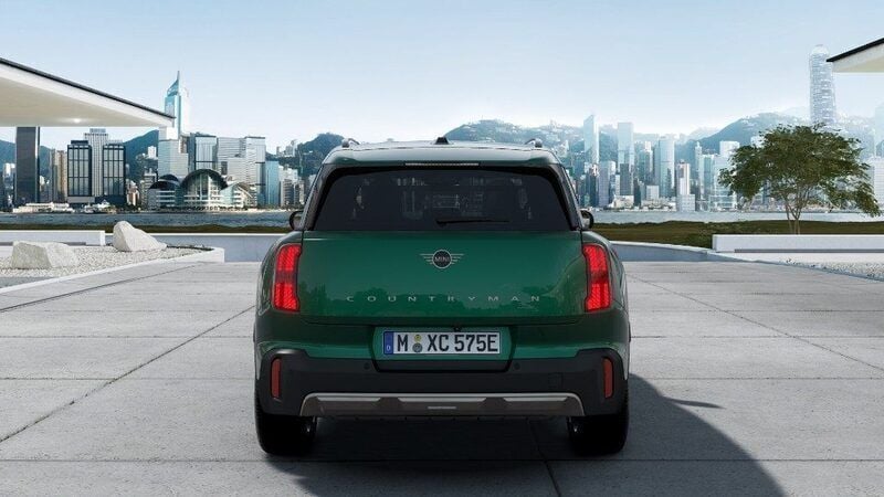 Nuova Mini Countryman Favoured 150 kW (204 CV) 2025 Verde / metallizzato SUV