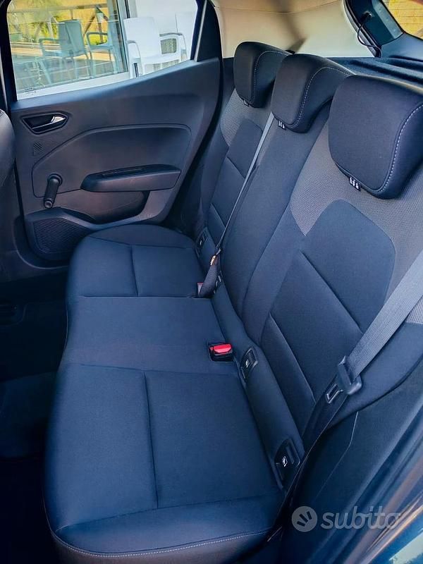 Usata Renault Clio V 101 CV (74 kW) 2020 Utilitaria