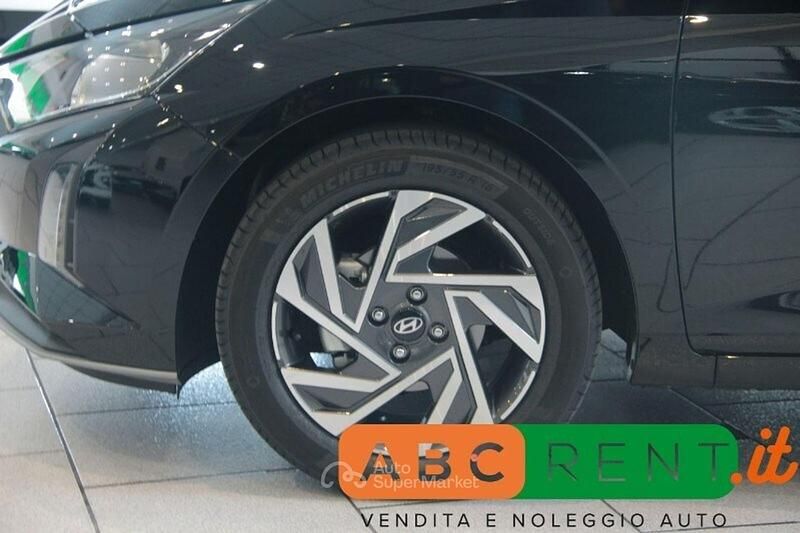 Usata Hyundai i20 83 CV (61 kW) 2023 Nero Berlina