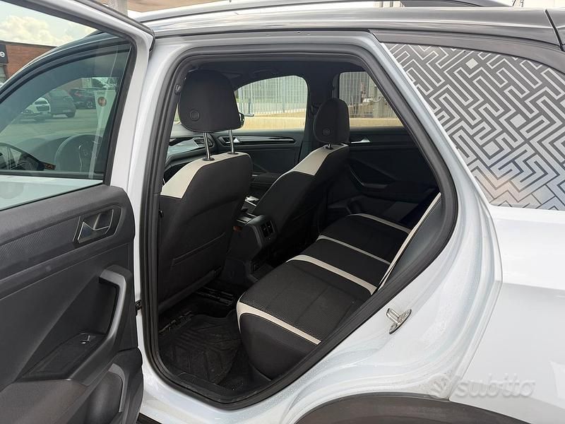 Usata VW T-Roc Advance 116 CV (85 kW) 2018 Bianco SUV