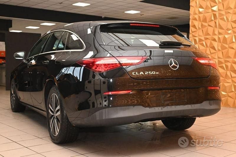 Usata Mercedes CLA250 102 CV (75 kW) 2021 Nero Berlina