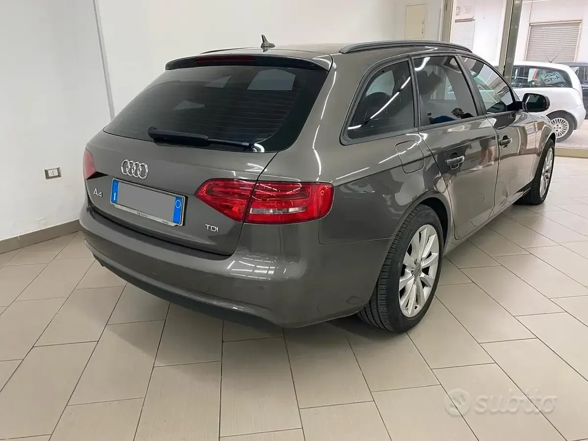 Usata Audi A4 Business 150 CV (110 kW) 2013 Marrone Station wagon