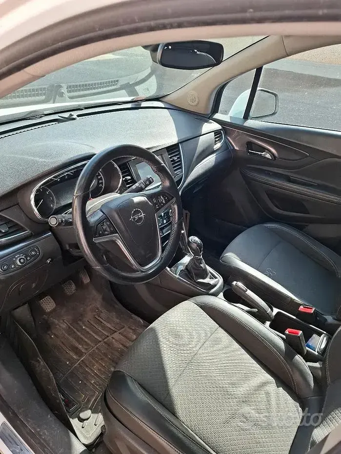 Usata Opel Mokka X 140 CV (102 kW) 2017 Bianco SUV