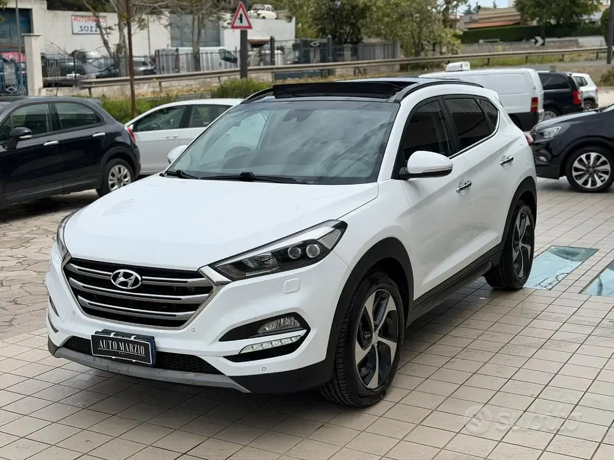 Usata Hyundai Tucson Xpossible 141 CV (103 kW) 2017 Bianco SUV