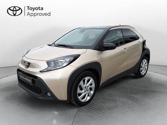 Usata Toyota Aygo X Trend 72 CV (52 kW) 2022 Giallo SUV