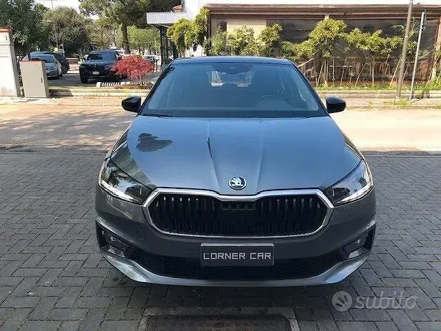 Usata Skoda Fabia Style 95 CV (69 kW) 2023 Grigio Utilitaria
