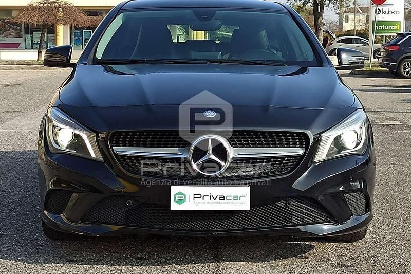 Usata Mercedes CLA220 Executive 177 CV (130 kW) 2015 Nero Berlina