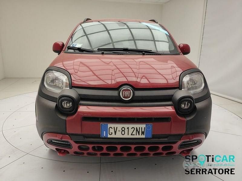 Usata Fiat Panda Cross Cross 69 CV (50 kW) 2024 Rosso Utilitaria