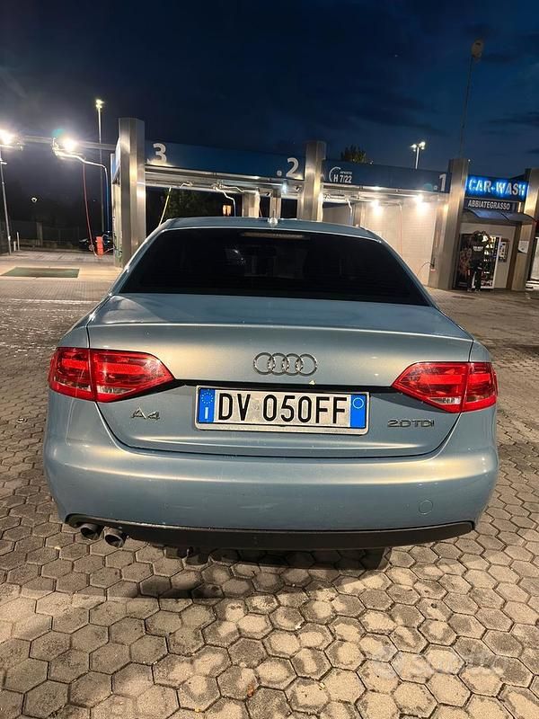 Usata Audi A4 Ambiente 143 CV (105 kW) 2009 Blu Berlina