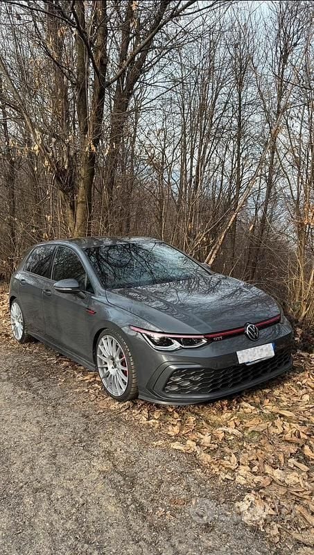Usata VW Golf VII GTI 320 CV (235 kW) 2021 Utilitaria