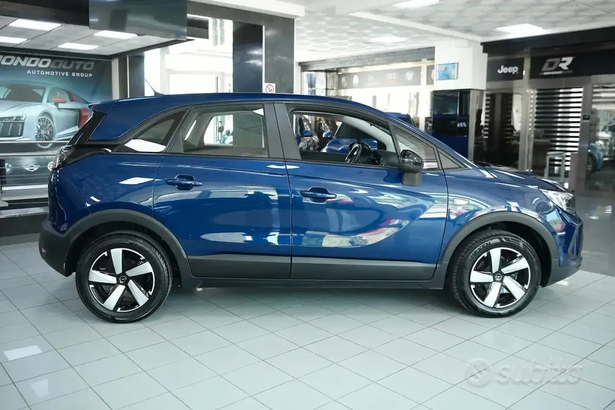 Usata Opel Crossland Edition 110 CV (80 kW) 2023 Bluazzurro SUV
