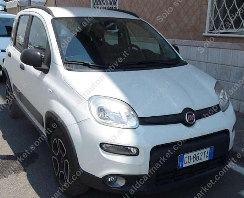 Bianco Usata 2021 Fiat Panda City Life Due volumi | 10.000 € (Ottimo prezzo) - Immagine 1/3
