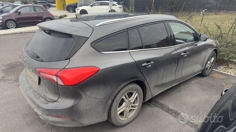 Usata Ford Focus Business Edition 120 CV (88 kW) 2019 Grigio scuro metallizzato Station wagon