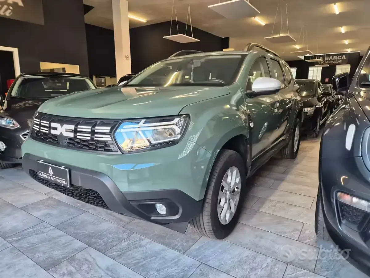 Usado Dacia Duster Expression 101 CV (74 kW) 2023 Verde SUV