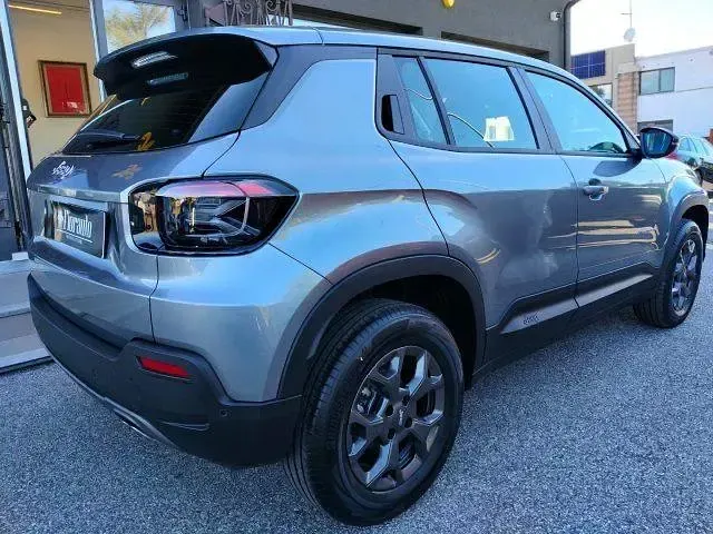 Nuova Jeep Avenger Longitude 100 CV (73 kW) 2026 Grigio SUV