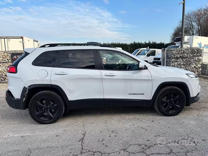 Usata Jeep Cherokee 200 CV (147 kW) 2016 Bianco SUV