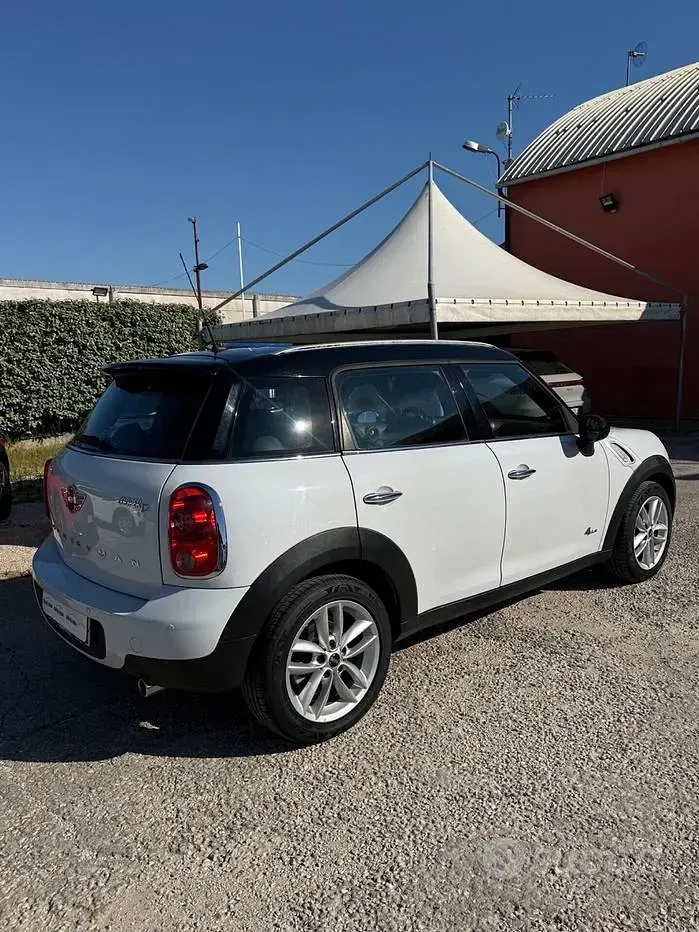 Usata Mini Cooper D Countryman 111 CV (81 kW) 2011 Bianco SUV