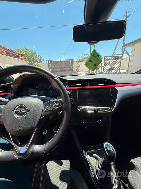 Usata Opel Corsa GS Line 75 CV (55 kW) 2020 Grigio Utilitaria