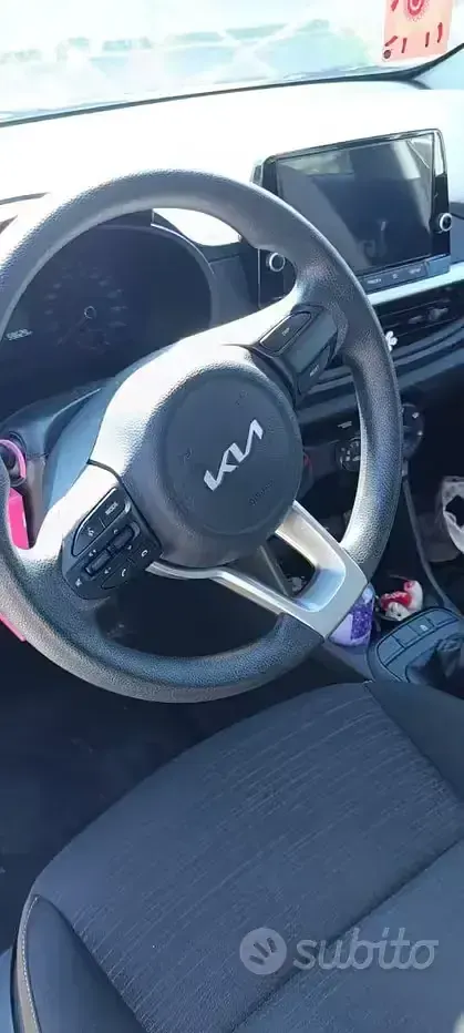 Usata Kia Picanto 65 CV (47 kW) 2023 Bianco Utilitaria