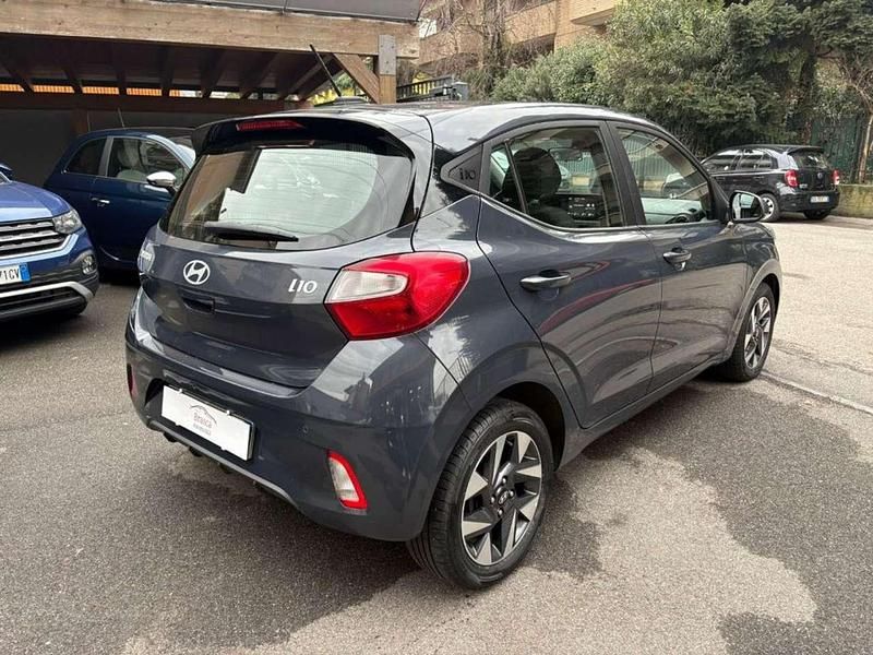 Usata Hyundai i10 67 CV (49 kW) 2024 Grigio scuro Utilitaria