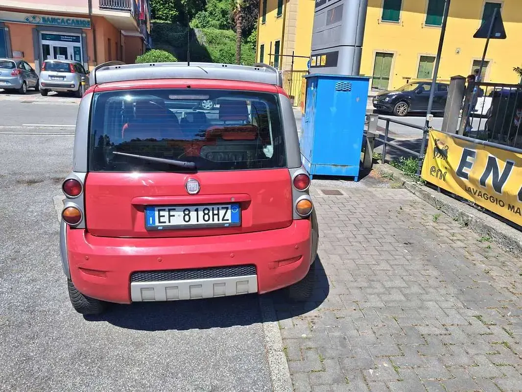 Usata Fiat Panda 4x4 Cross 69 CV (50 kW) 2010 Rosso Utilitaria
