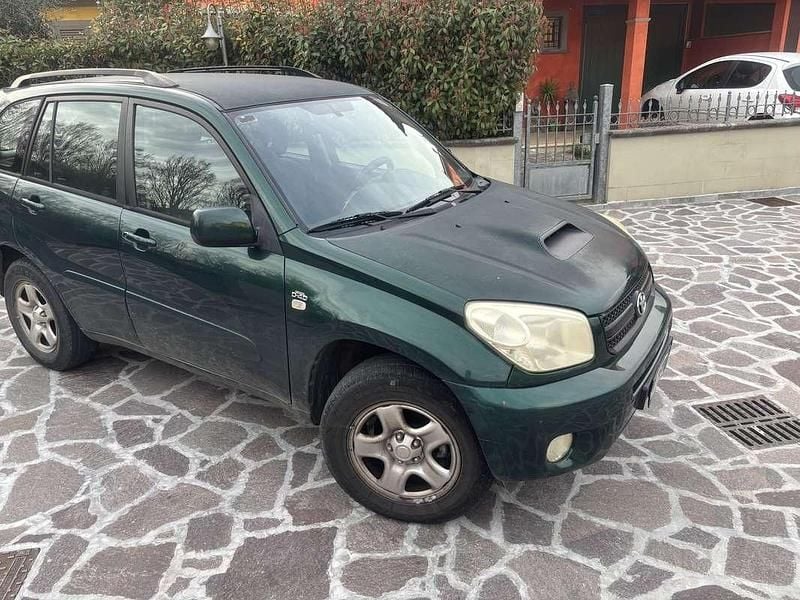 Usata Toyota RAV4 116 CV (85 kW) 2004 SUV