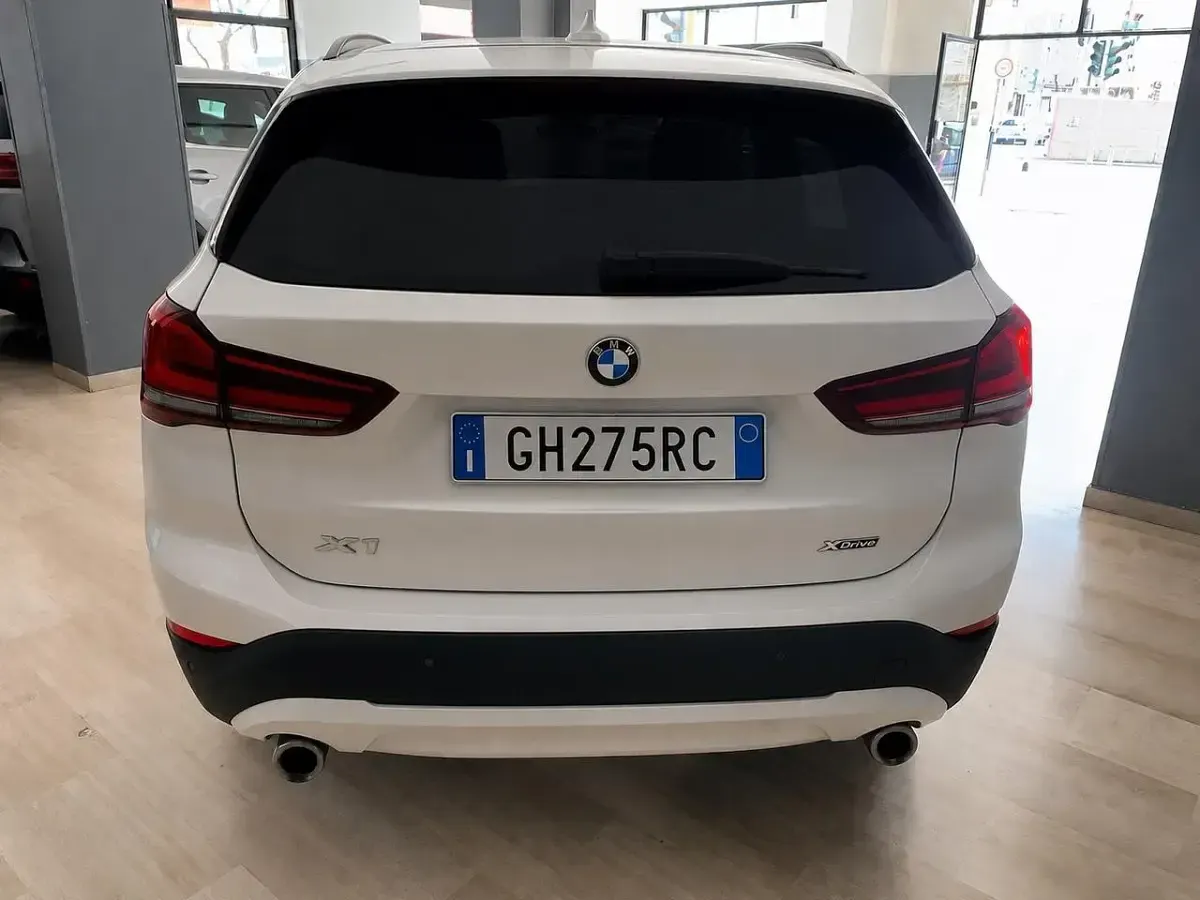 Usata BMW X1 Sport Line 149 CV (109 kW) 2022 Grigio SUV