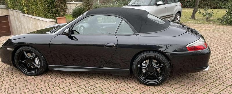 Usata Porsche 911 Carrera Cabriolet 320 CV (235 kW) 2002 Nero Cabrio