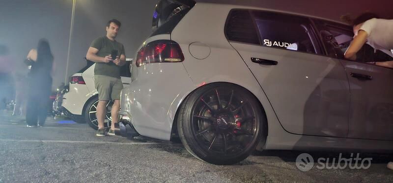 Usata VW Golf VI 270 CV (198 kW) 2010 Grigio Utilitaria