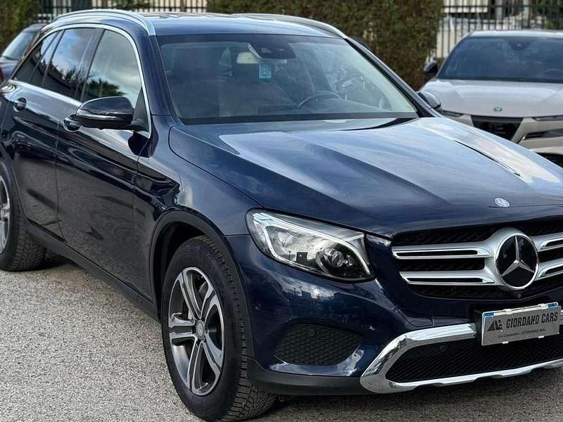 Usata Mercedes GLC250 Executive 204 CV (150 kW) 2016 Blu/azzurro SUV