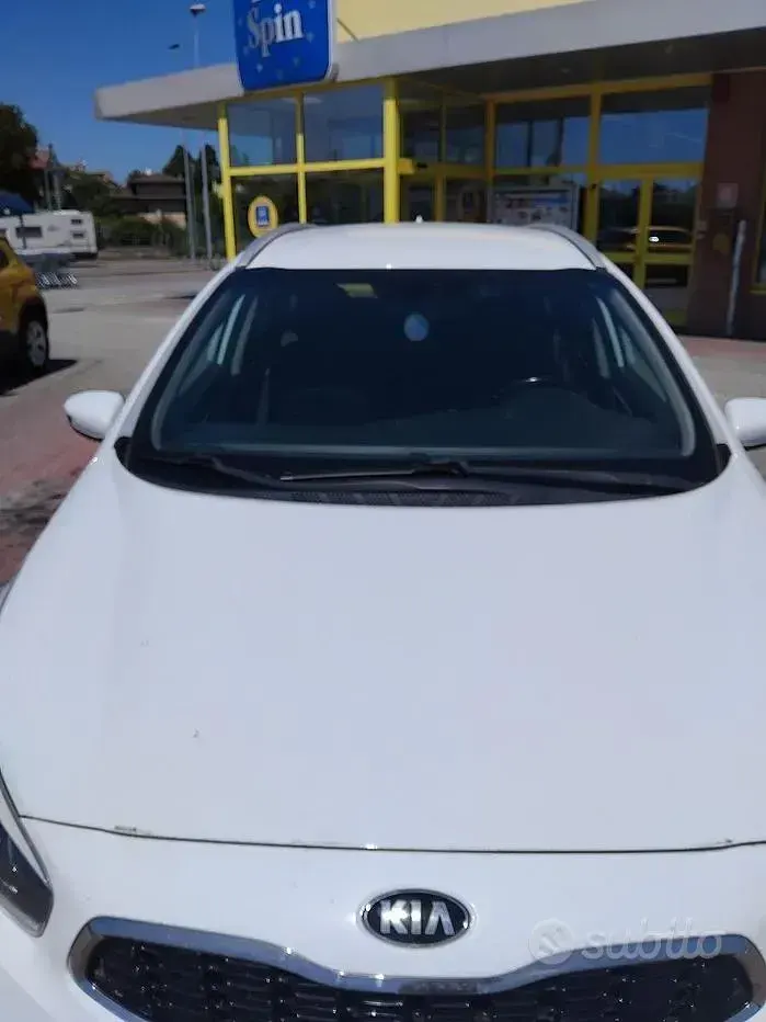 Usata Kia Ceed 100 CV (73 kW) 2016 Bianco Utilitaria