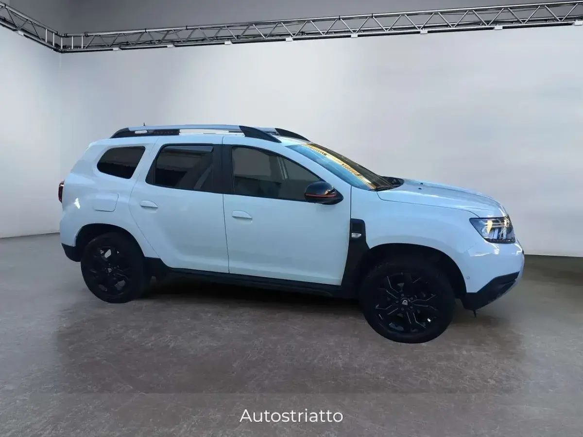 Usata Dacia Duster Extreme 101 CV (74 kW) 2022 Bianco SUV