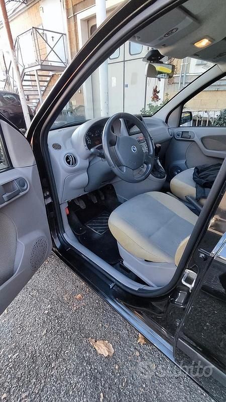 Usata Fiat Panda Emotion 60 CV (44 kW) 2006 Nero Utilitaria