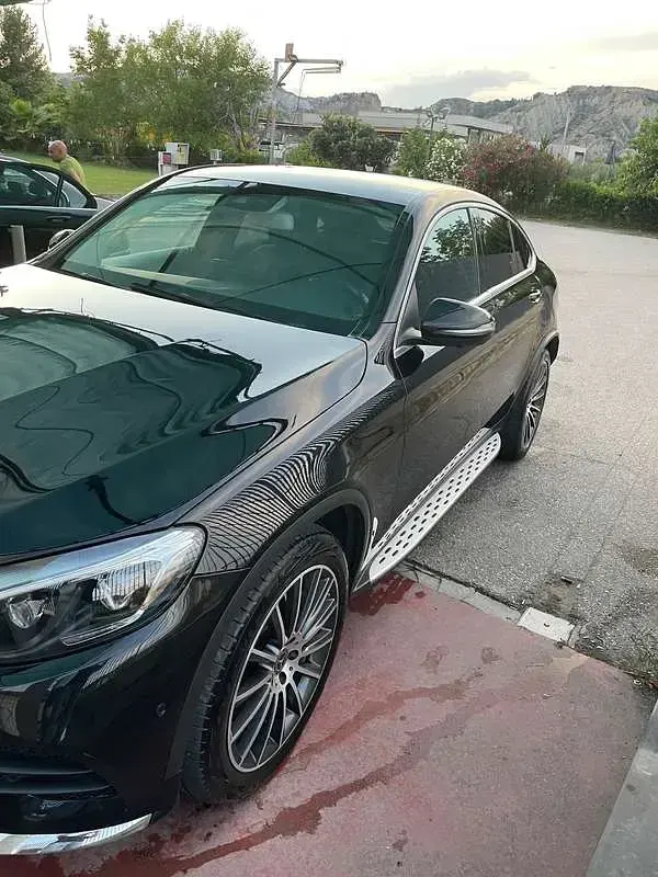 Usata Mercedes GLC250 Premium 204 CV (150 kW) 2017 Nero SUV