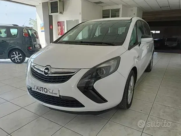 Usata Opel Zafira Tourer 149 CV (109 kW) 2013 Monovolume