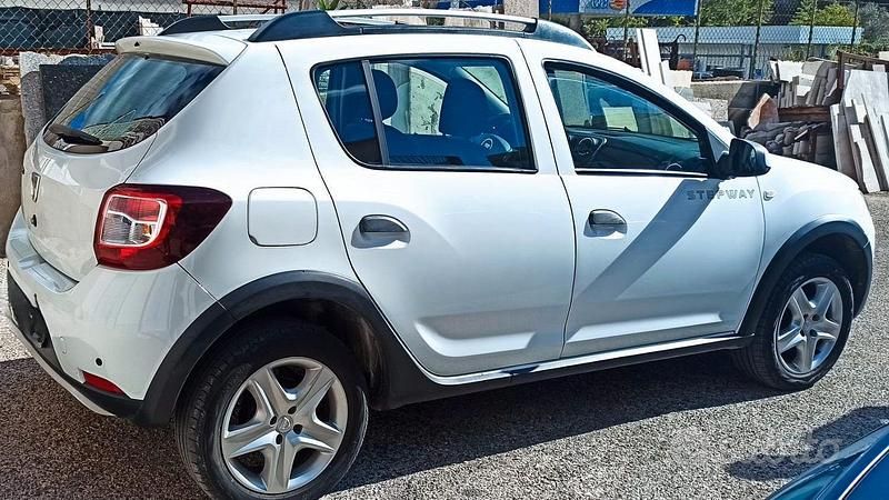 Usata Dacia Sandero Stepway 2013 Bianco SUV