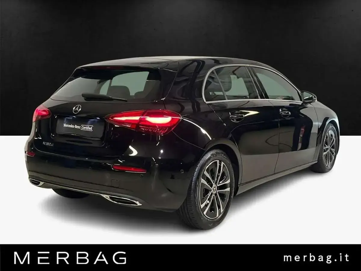Usata Mercedes A180 Progressive 116 CV (85 kW) 2026 Nero Berlina