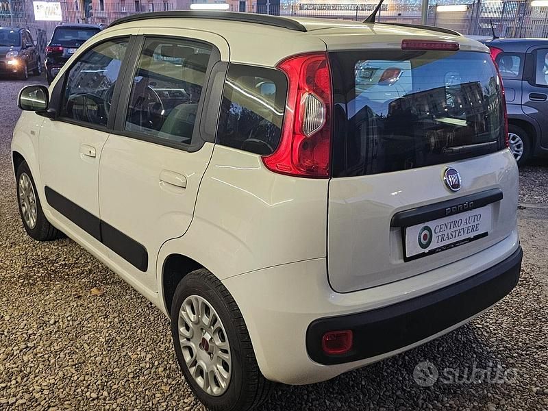 Usata Fiat Panda Lounge 69 CV (50 kW) 2013 Bianco Berlina