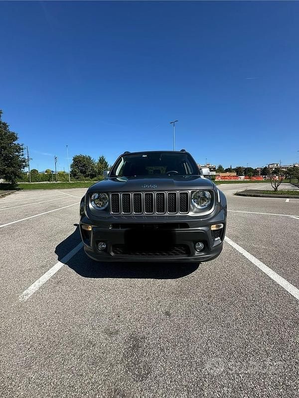 Usata Jeep Renegade Limited 131 CV (96 kW) 2022 Grigio SUV