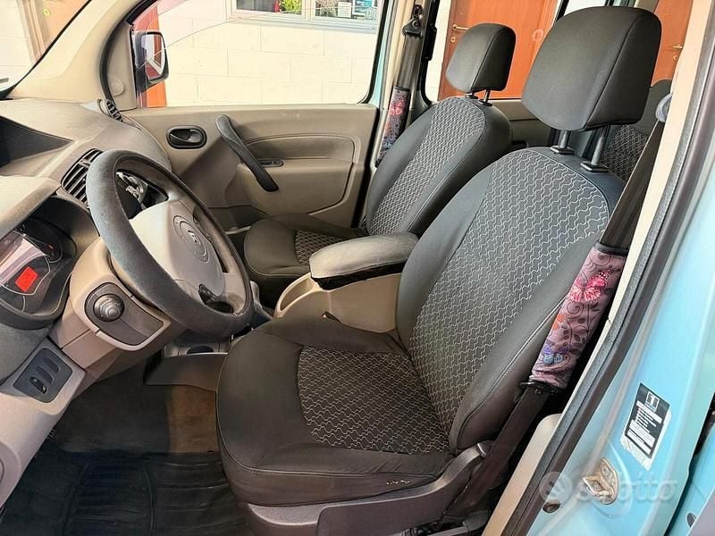 Usata Renault Kangoo Dynamique 85 CV (62 kW) 2008 Blu Monovolume