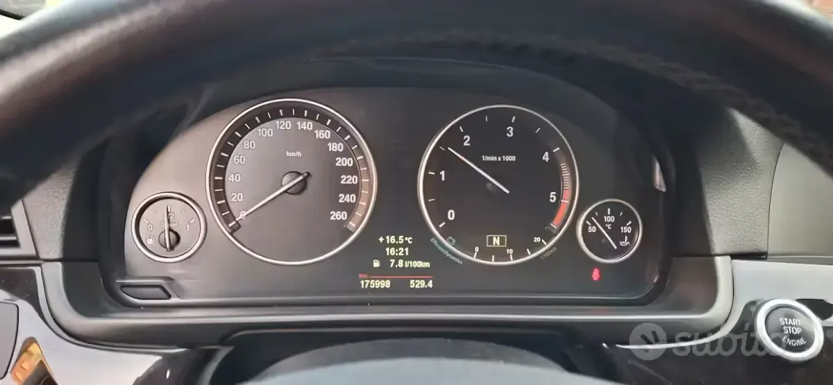 Usata BMW 520 184 CV (135 kW) 2010 Nero Station wagon