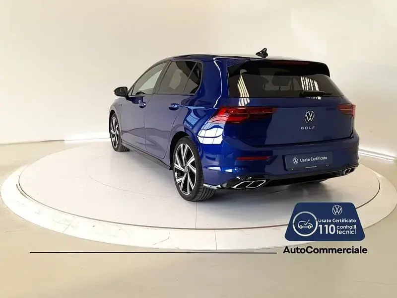 Usata VW Golf VIII R-line 150 CV (110 kW) 2024 Blu