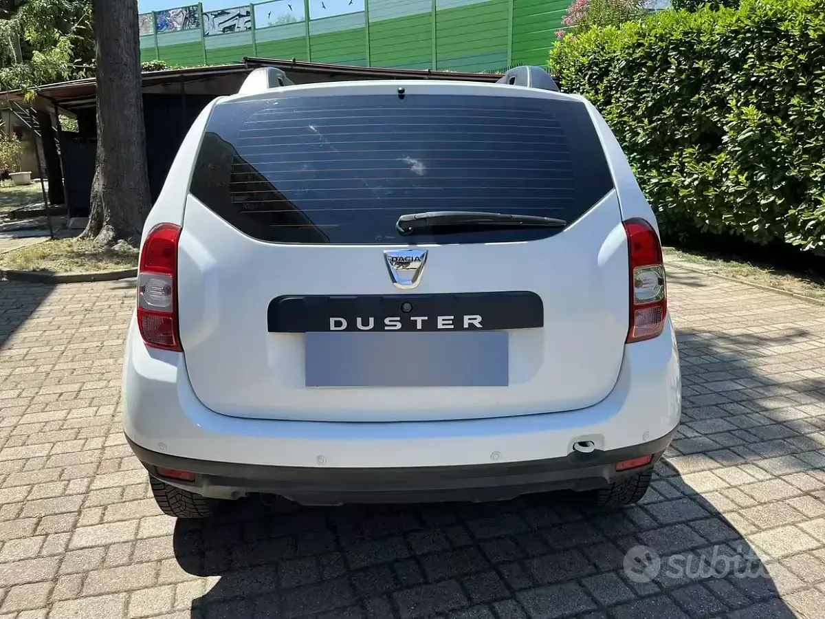 Usata Dacia Duster 109 CV (80 kW) 2015 Bianco SUV