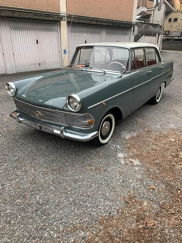 Usata Opel Rekord 1960 Berlina